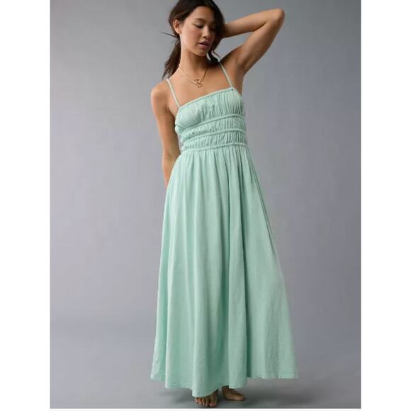 American Eagle Sunchaser Knit Smocked Bodice Midi Dress Light Green Large - Picture 1 of 7